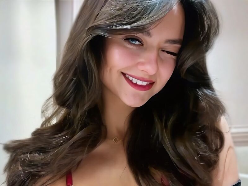 EmelyBeynar LiveJasmin Cam Show